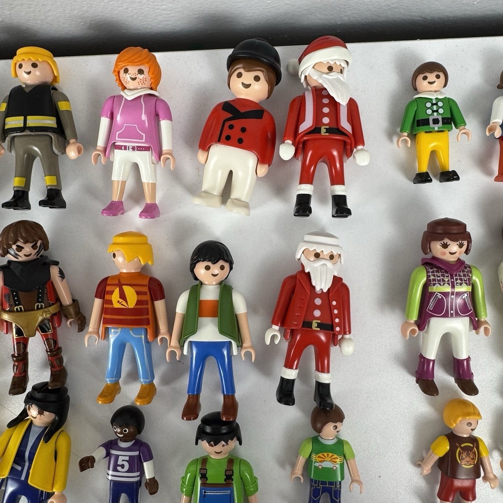 Huge Playmobil Lot 100+ Figures Animals Accessories Bulk Kids Toy Bundle - Picture 11 of 16